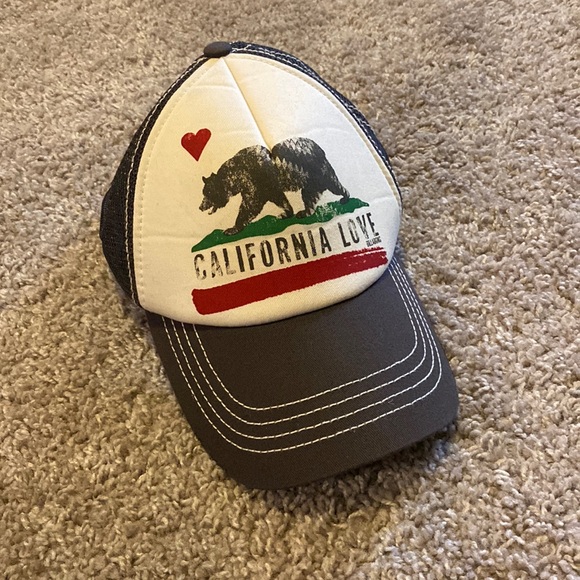 Accessories - Billabong California Love trucker hat